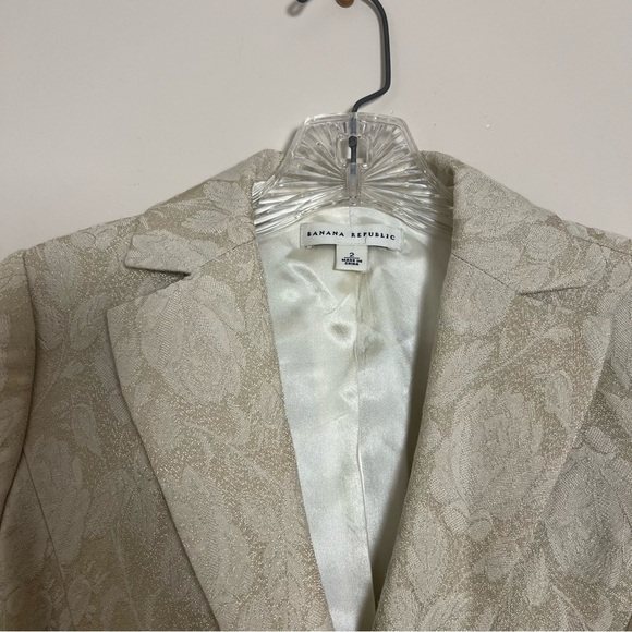 Banana Republic Cream Wool Brocade Tapered Cropped Blazer Size  2 Quiet Luxury - Picture 4 of 16